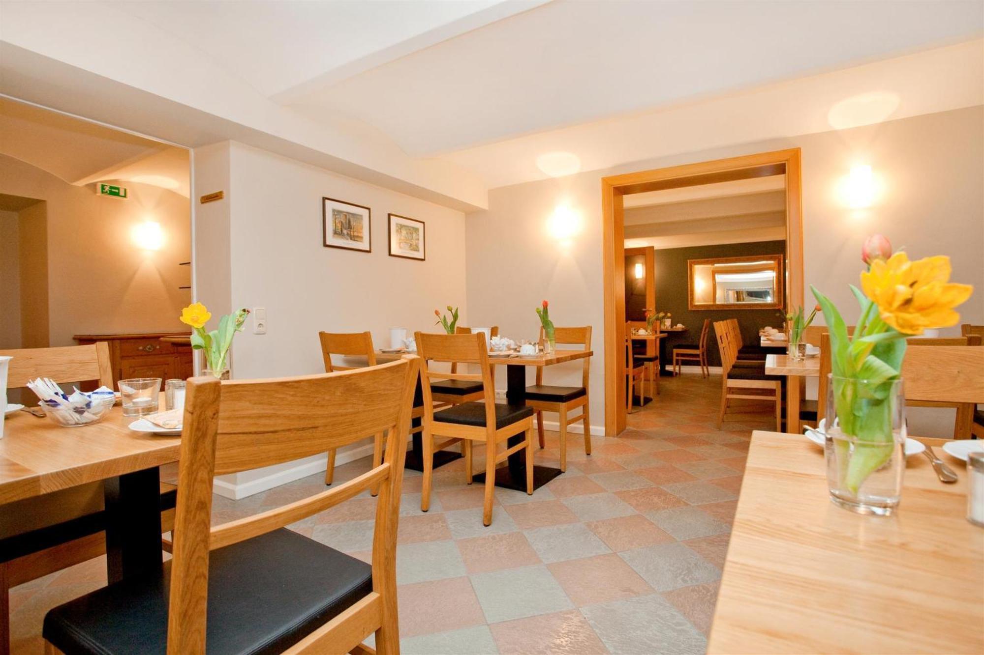 Hotel Garni Getreuer Eckart Остзебад Бинц Екстериор снимка
