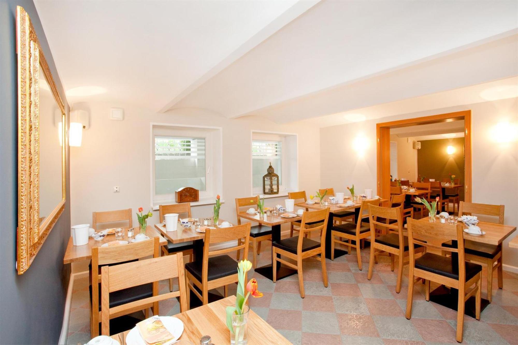 Hotel Garni Getreuer Eckart Остзебад Бинц Екстериор снимка