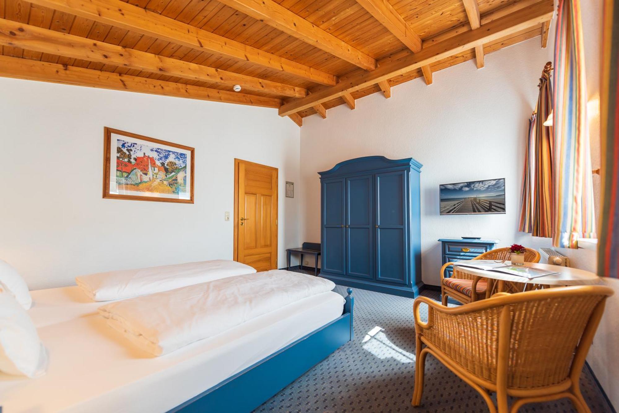 Hotel Garni Getreuer Eckart Остзебад Бинц Екстериор снимка