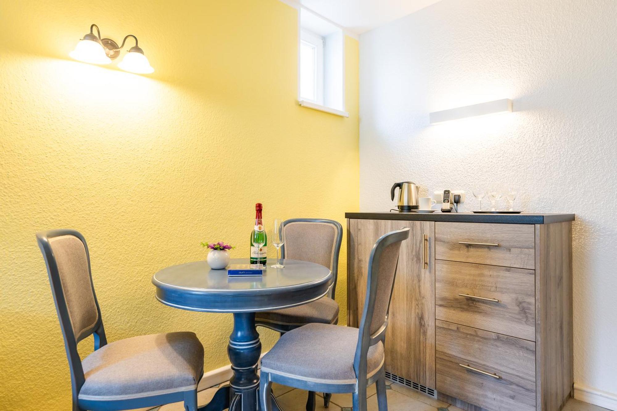 Hotel Garni Getreuer Eckart Остзебад Бинц Екстериор снимка
